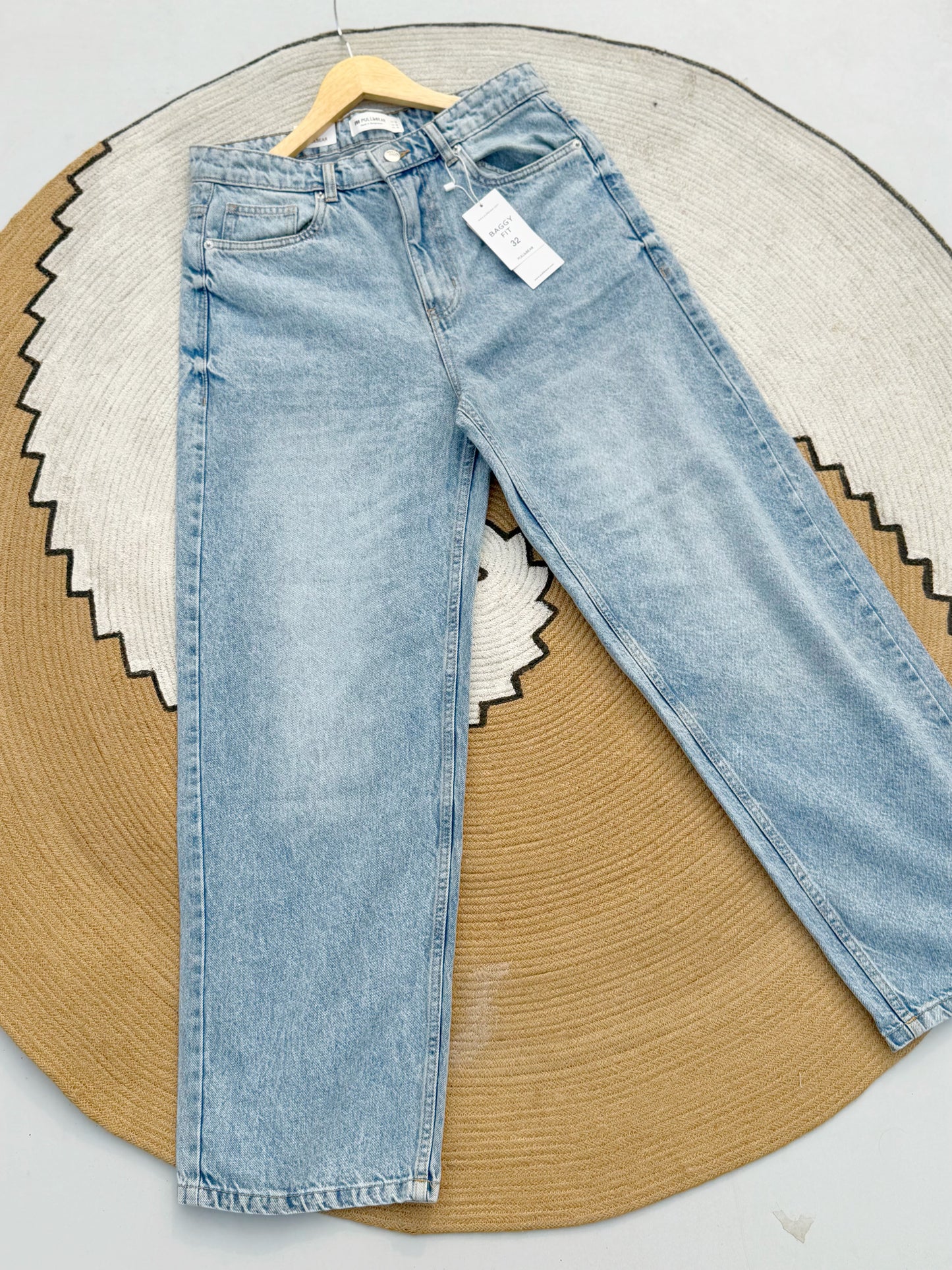 Baggy-Fit Light Wash Denim Pant