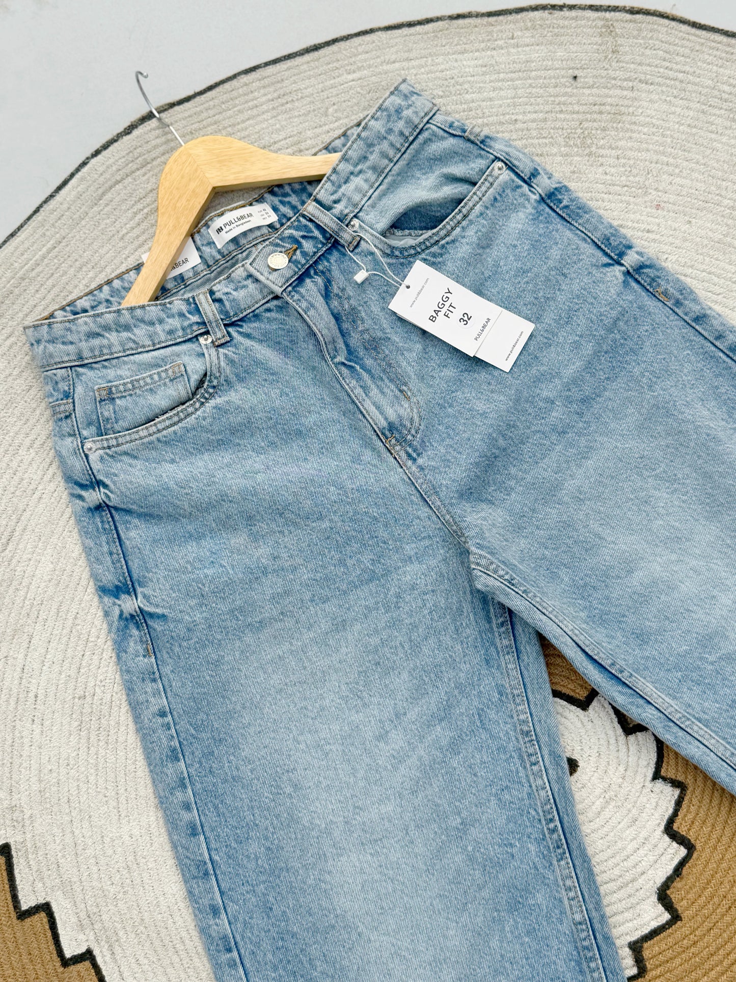 Baggy-Fit Light Wash Denim Pant