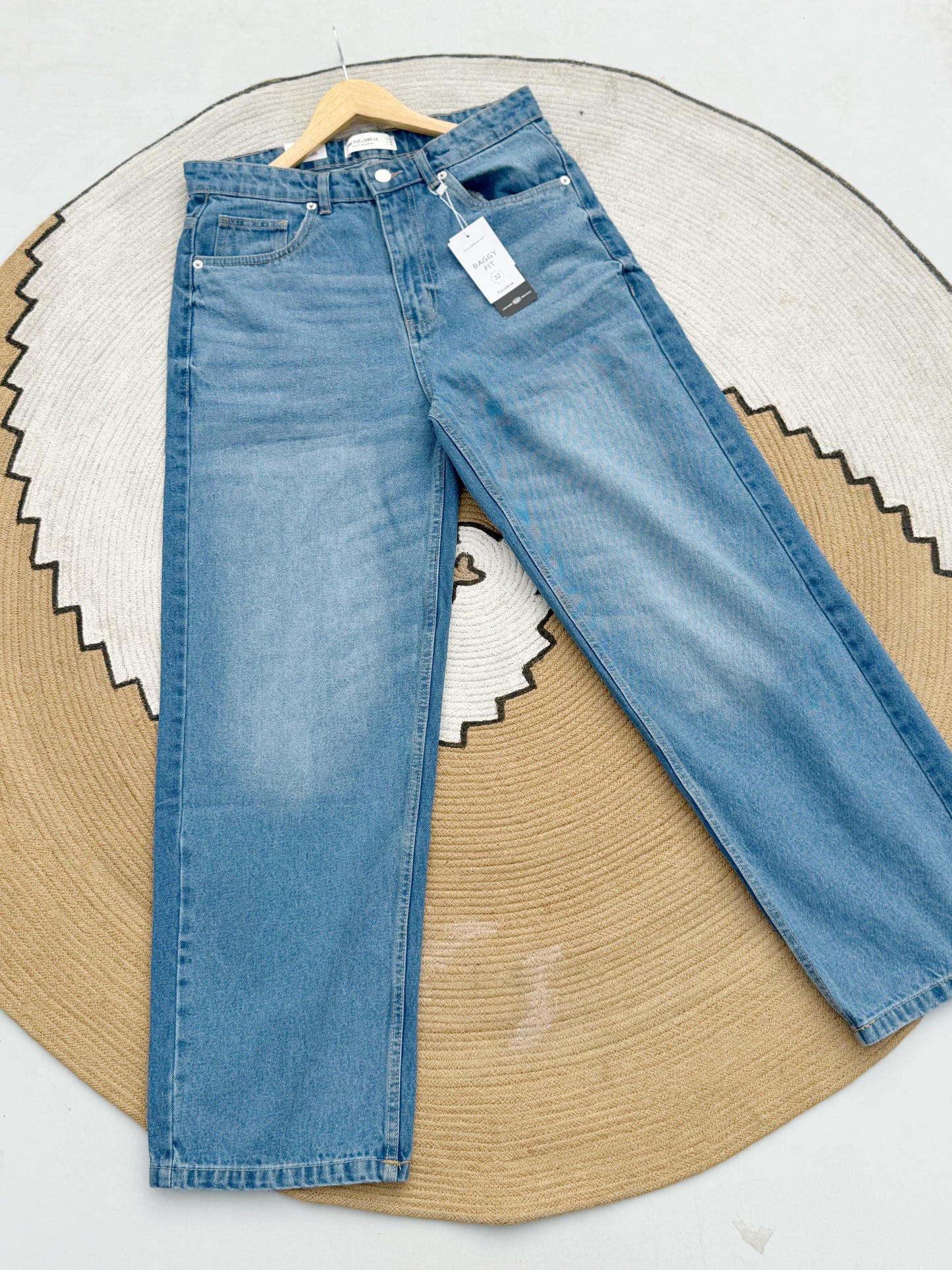 Baggy-Fit Mid Blue Denim Pant