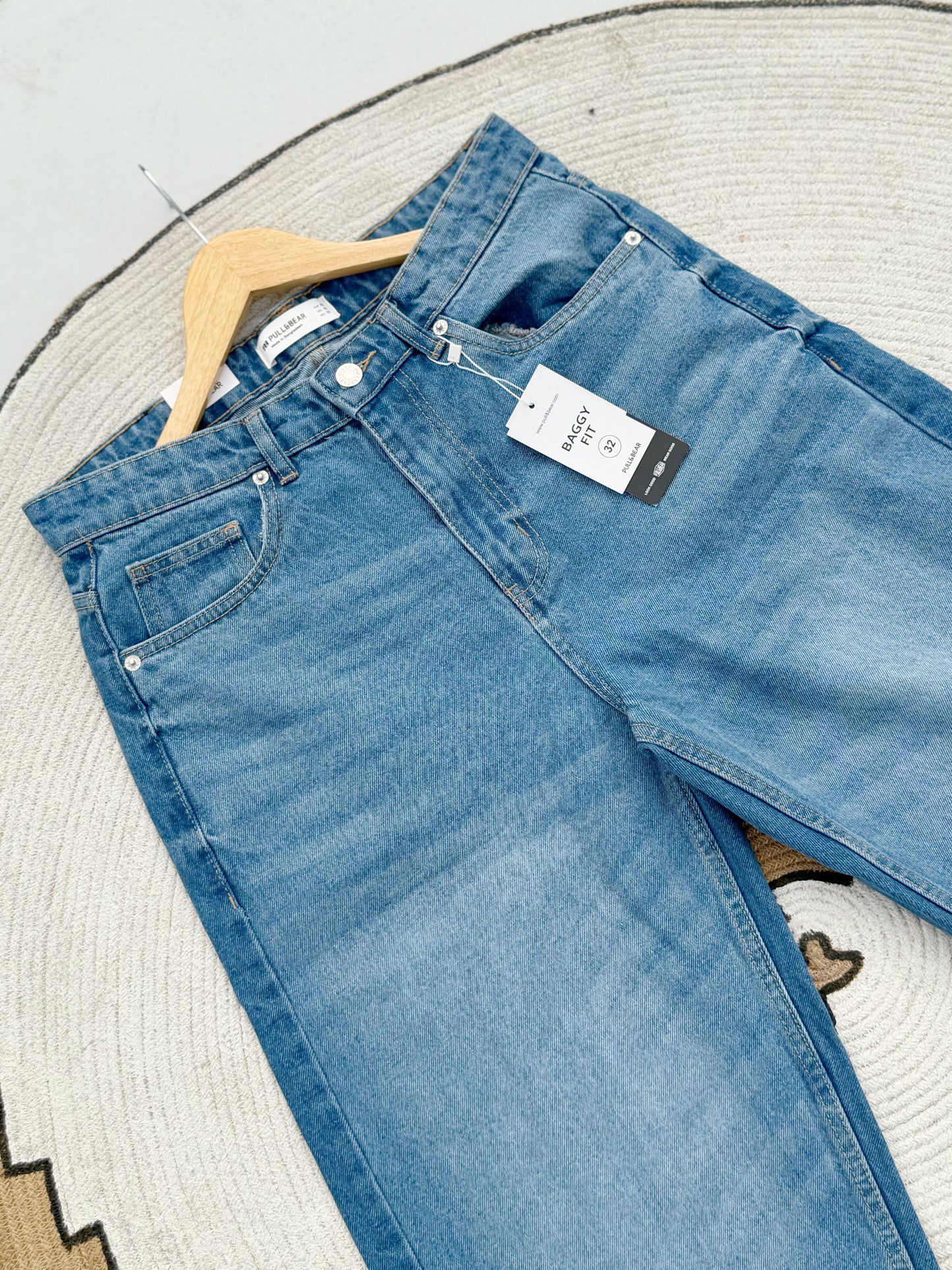 Baggy-Fit Mid Blue Denim Pant