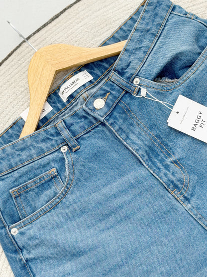 Baggy-Fit Mid Blue Denim Pant