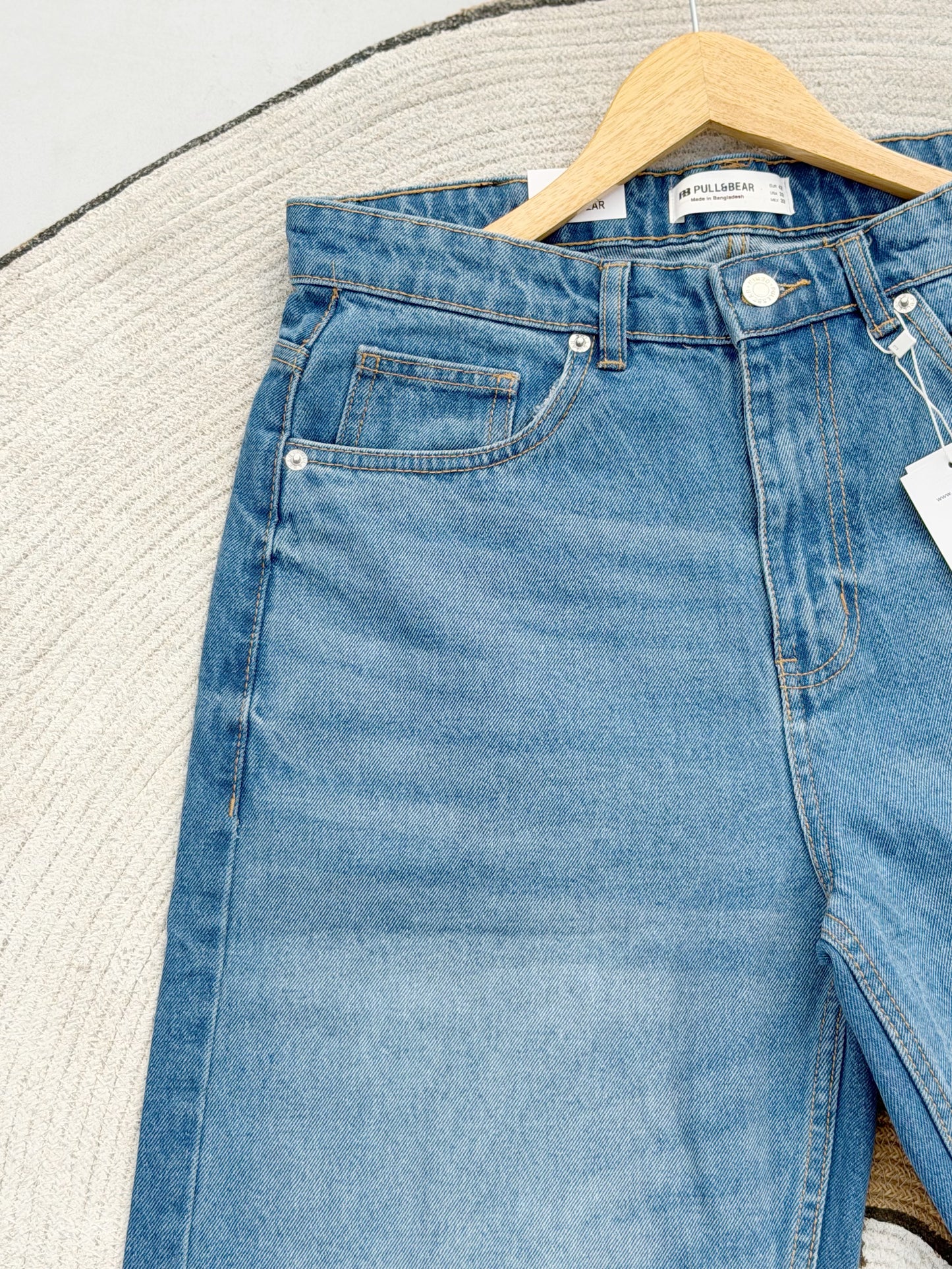Baggy-Fit Mid Blue Denim Pant